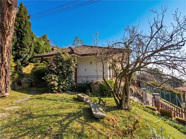 Villa in vendita a Tavernerio